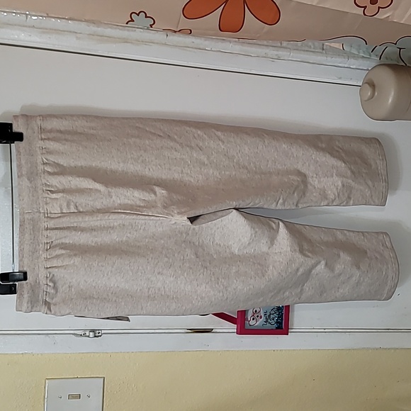 Life Worx by Gloria Vanderbilt sweat pants embroidered drawstring cropped - Picture 5 of 5